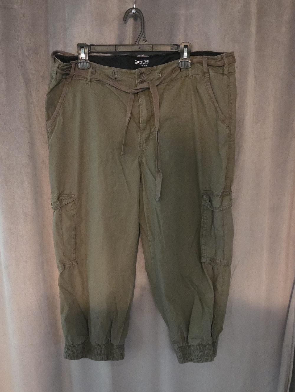 Calvin Klein Performance XL Olive Green Cargo Capris